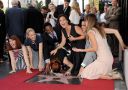 Mariska2BHargitay2BMariska2BMargitay2BGets2BStar2B7g8Gax_ZeL1l.jpg